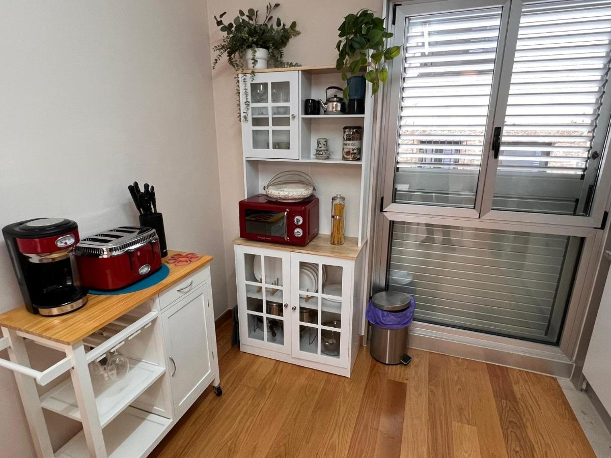 Loft Hygge Urbano Coruna Con Servicio De Parking A Coruna Exterior photo